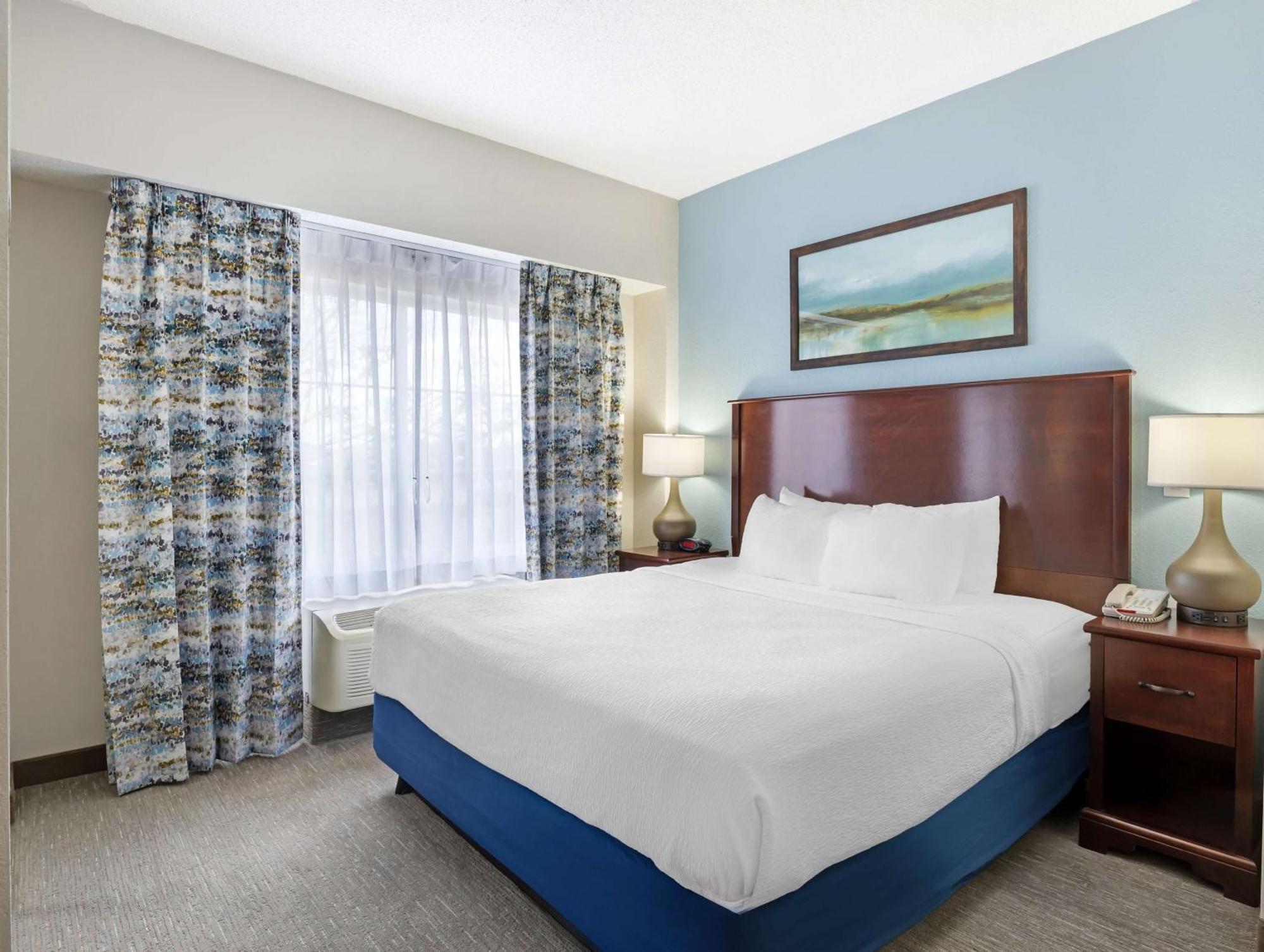 Best Western Plus Crossroads Inn & Suites Zion Crossroads Buitenkant foto
